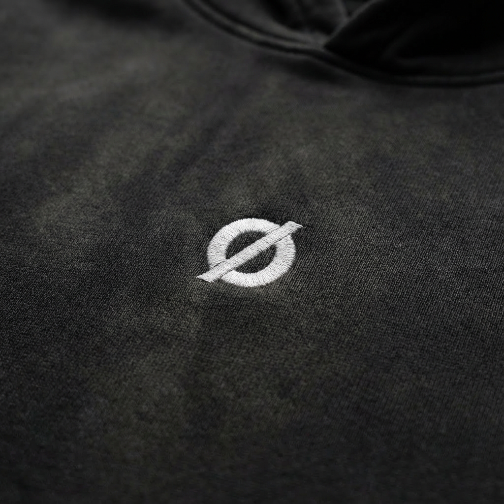 MØTIVE® Emblem Hoodie Smoky Black Shadow Operator